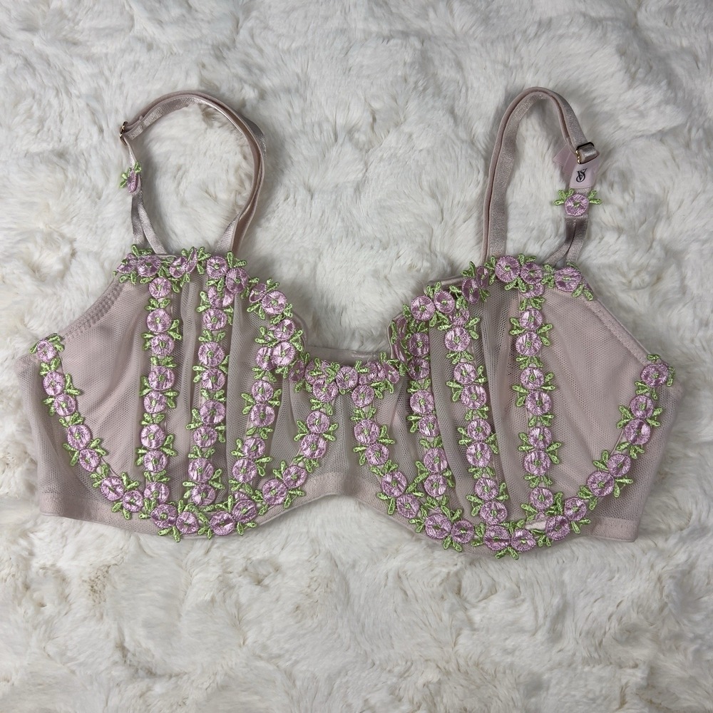 Victoria's Secret Dream Angels Balconette Bra 34D Pink Rosebud Floral Embroidere